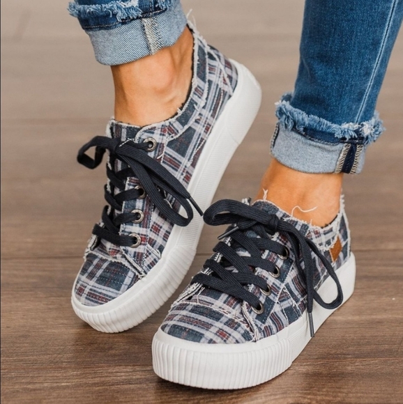 Blowfish Malibu Clay Navy Highschool Plaid Platform Sneakers Size 10 - Picture 4 of 6